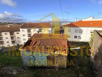 Prédio / Moradia centro da Guarda