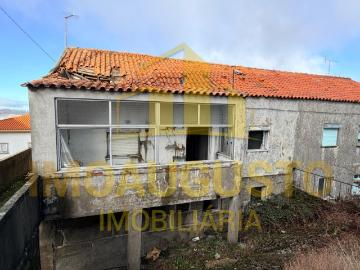 Prédio / Moradia centro da Guarda