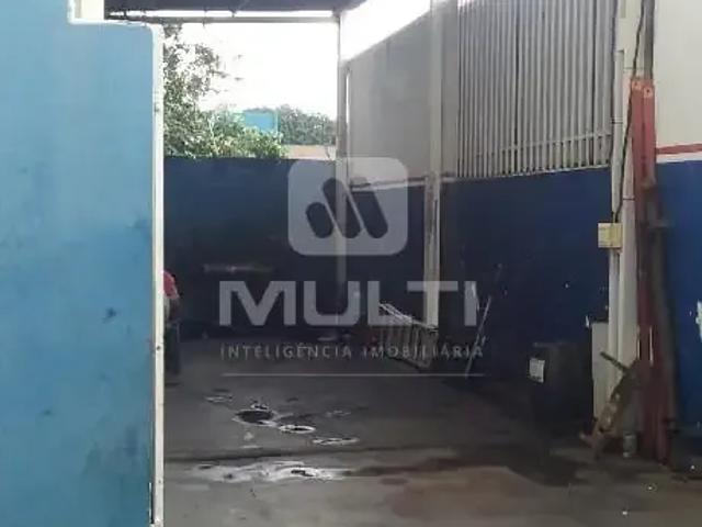 Prédio para Venda em Uberlândia/MG Nossa Senhora Aparecida 1 Quartos