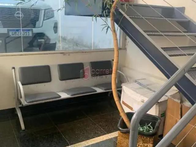 Prédio para Venda em Várzea Paulista/SP Vila Santa Terezinha