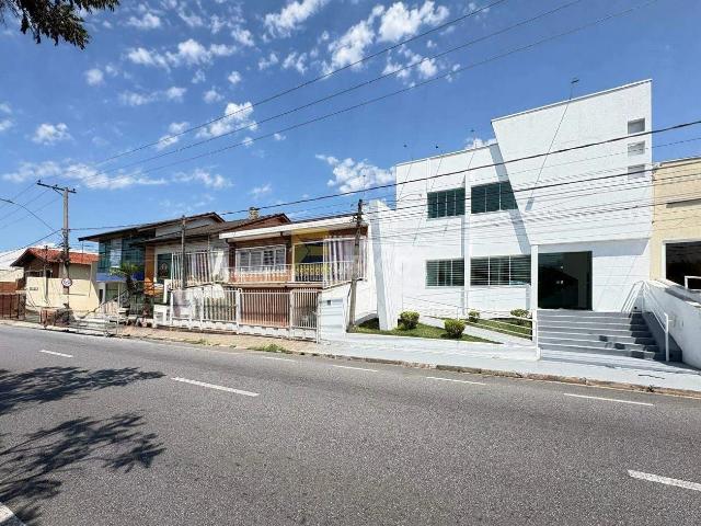 Prédio para Venda em Vinhedo/SP Centro
