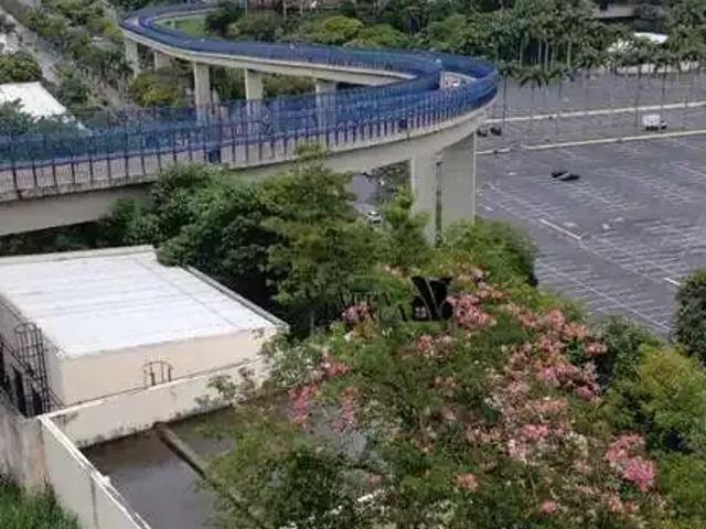 Prédio para Venda em Aparecida/SP Centro