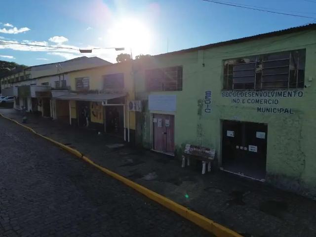 Prédio para Venda em Butiá/RS Centro 11 Quartos