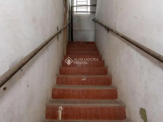 Prédio para Venda em Canoas/RS Rio Branco 6 Quartos