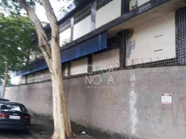 Prédio para Venda em Cubatão/SP Vila Santa Rosa