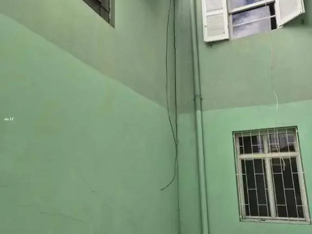 Prédio para Venda em Curitiba/PR Rebouças 16 Quartos