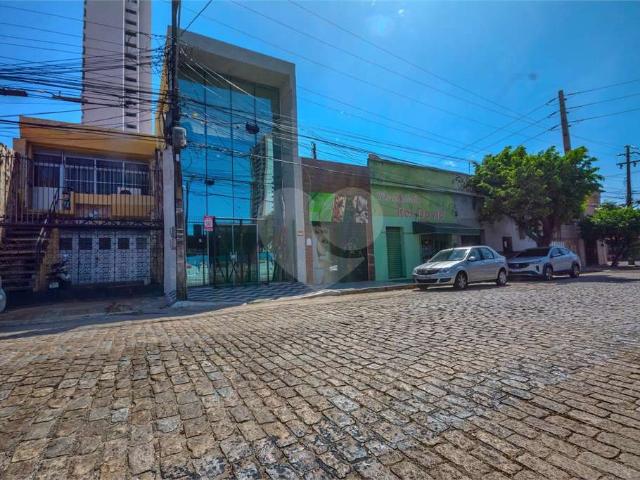 Prédio para Venda em Fortaleza/CE Centro