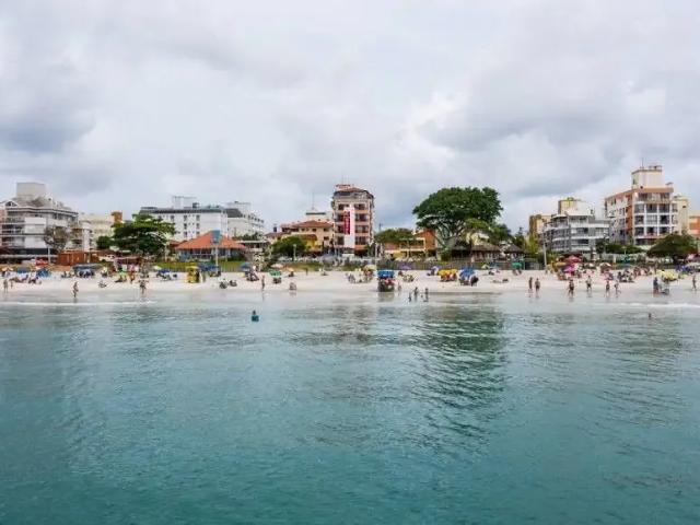 Prédio para Venda em Florianópolis/SC Canasvieiras