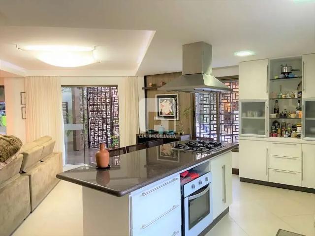 Prédio para Venda em Florianópolis/SC Lagoa da Conceição 24 Quartos