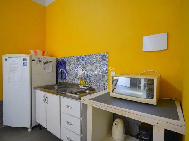 Prédio para Venda em Florianópolis/SC Ponta das Canas 8 Quartos