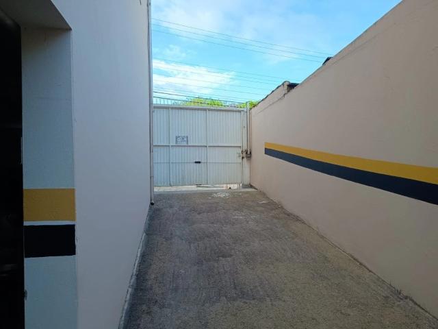 Prédio para Venda em Florianópolis/SC Pantanal