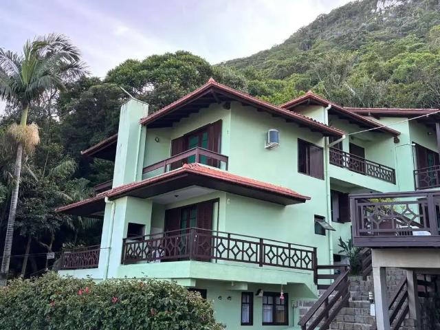 Prédio para Venda em Florianópolis/SC Pântano do Sul 14 Quartos