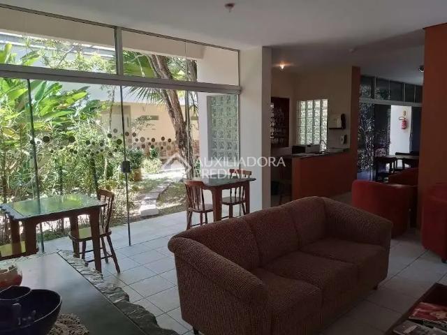 Prédio para Venda em Florianópolis/SC Pântano do Sul 8 Quartos