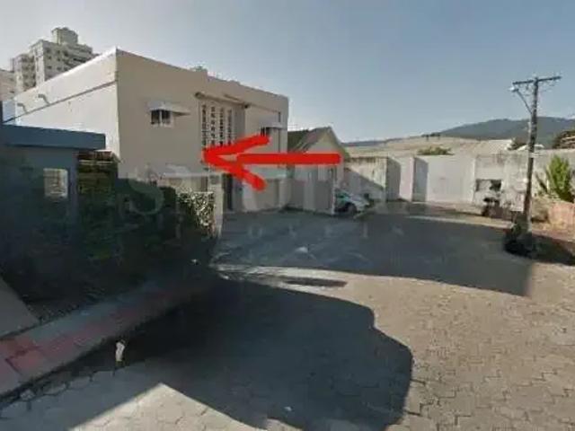 Prédio para Venda em Florianópolis/SC Trindade 18 Quartos