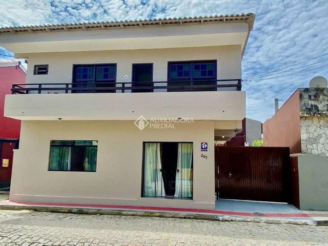 Prédio para Venda em Garopaba/SC Centro 13 Quartos