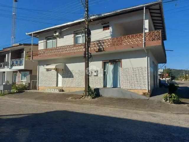 Prédio para Venda em Garopaba/SC Centro 12 Quartos