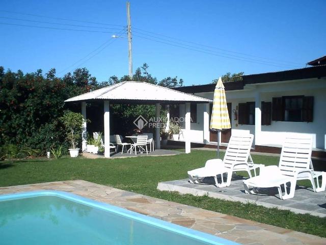 Prédio para Venda em Garopaba/SC Encantada 12 Quartos
