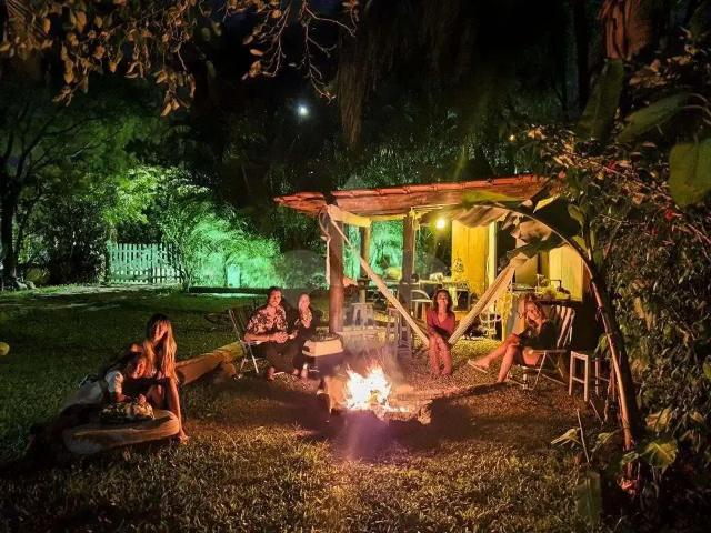 Prédio para Venda em Garopaba/SC Praia da Ferrugem 5 Quartos