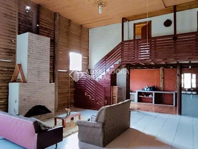 Prédio para Venda em Imaruí/SC Centro 7 Quartos