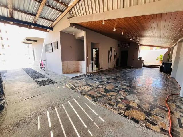 Prédio para Venda em Itapoá/SC Continental 5 Quartos