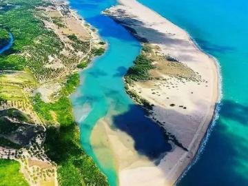 Prédio para Venda em Itarema/CE Praia da Barra do Ceará 19 Quartos
