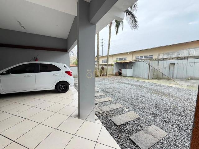 Prédio para Venda em Joinville/SC Iririú