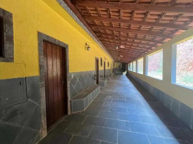 Prédio para Venda em Juiz de Fora/MG Bandeirantes 20 Quartos