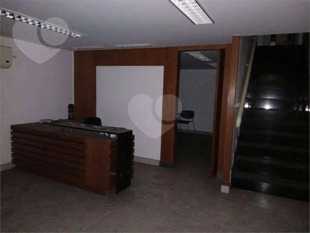 Prédio para Venda em Niterói/RJ Venda da Cruz