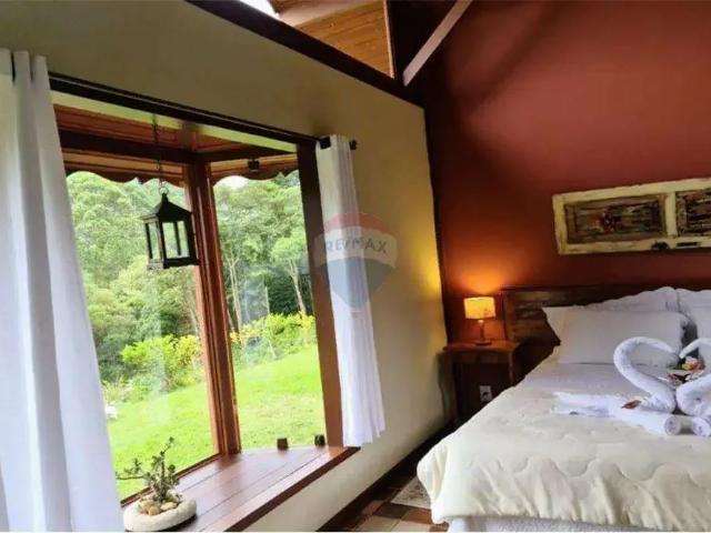 Prédio para Venda em Nova Friburgo/RJ Lumiar 5 Quartos