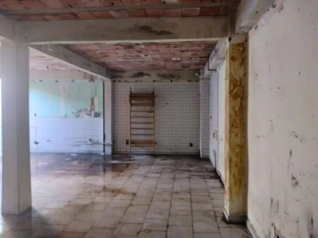 Prédio para Venda em Nova Iguaçu/RJ Comendador Soares