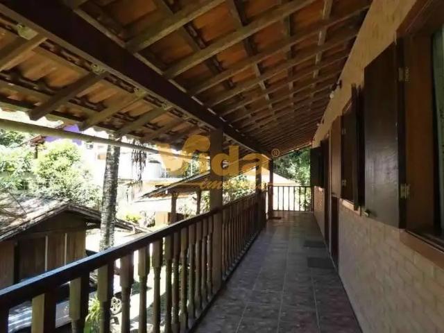 Prédio para Venda em Paraty/RJ Vila de Trindade 9 Quartos