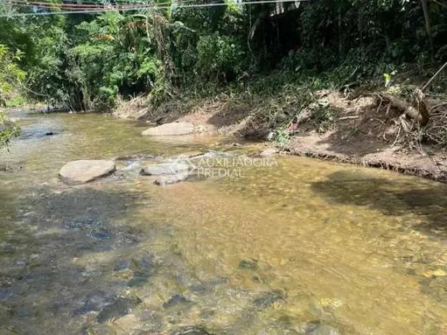 Prédio para Venda em Pedro de Toledo/SP Três Barras 34 Quartos