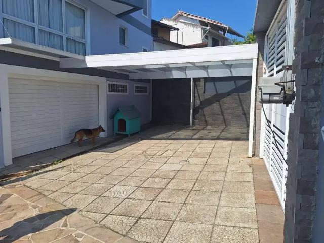Prédio para Venda em Porto Alegre/RS Vila Jardim 3 Quartos