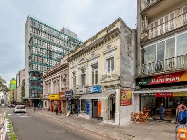 Prédio para Venda em Porto Alegre/RS Centro Histórico 10 Quartos
