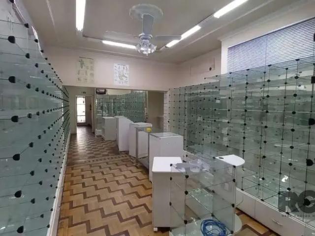 Prédio para Venda em Porto Alegre/RS Centro Histórico 10 Quartos