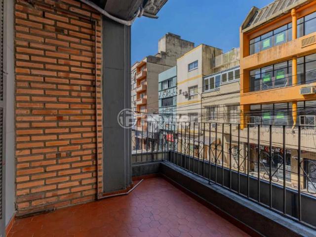 Prédio para Venda em Porto Alegre/RS Centro Histórico 3 Quartos