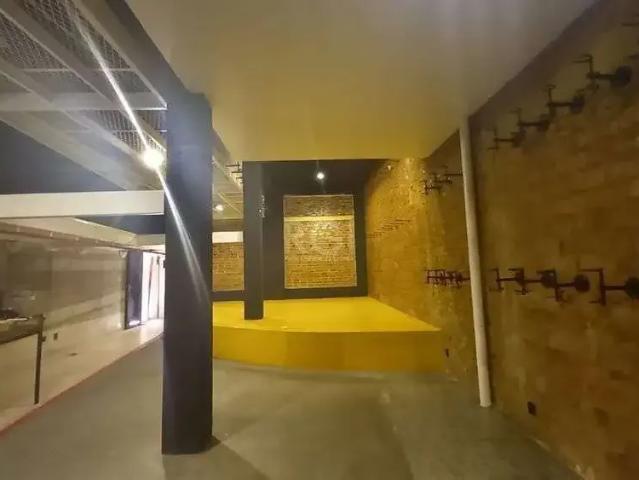 Prédio para Venda em Porto Alegre/RS Centro Histórico 8 Quartos