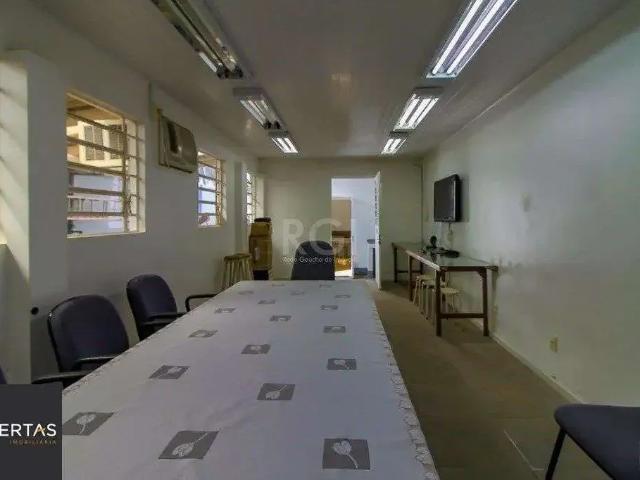 Prédio para Venda em Porto Alegre/RS Glória