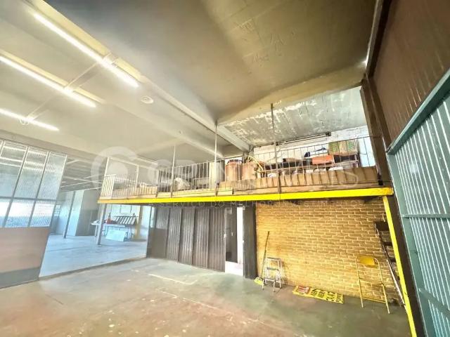 Prédio para Venda em Porto Alegre/RS Jardim Europa 6 Quartos