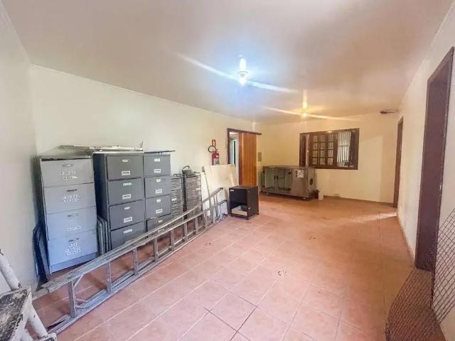 Prédio para Venda em Porto Alegre/RS Menino Deus 15 Quartos
