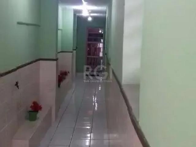 Prédio para Venda em Porto Alegre/RS Partenon 2 Quartos