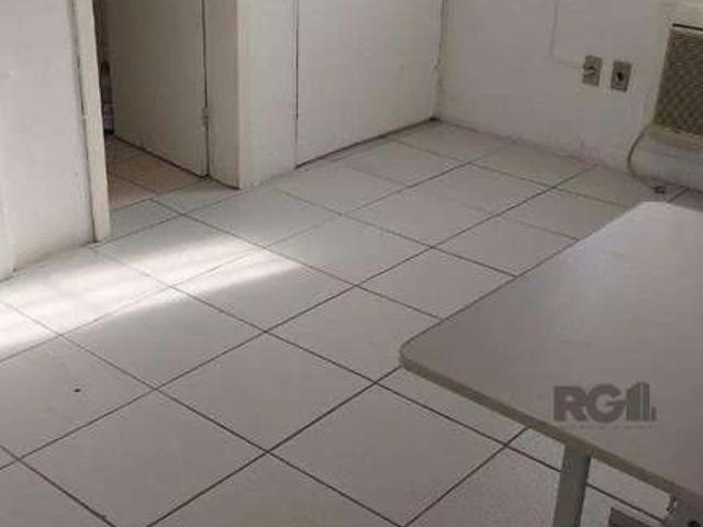 Prédio para Venda em Porto Alegre/RS São Sebastião