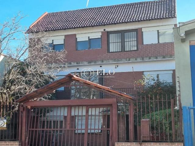Prédio para Venda em Porto Alegre/RS Sarandi 9 Quartos