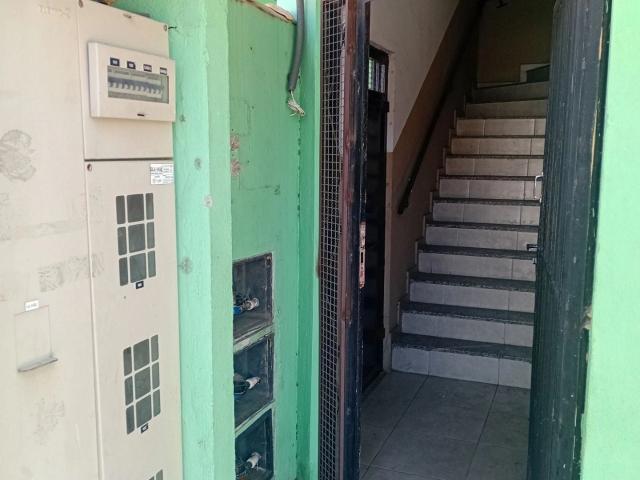 Prédio para Venda em Queimados/RJ São Cristóvão 4 Quartos
