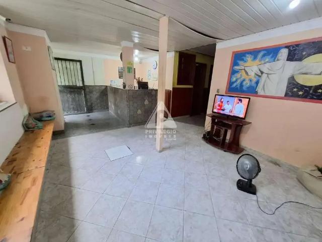 Prédio para Venda em Rio de Janeiro/RJ Glória 50 Quartos