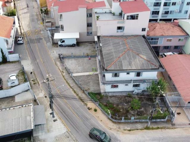 Prédio para Venda em São José/SC Barreiros 10 Quartos