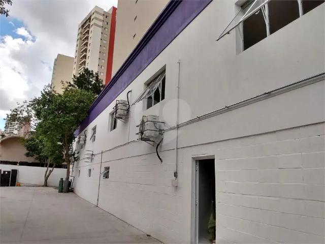 Prédio para Venda em São Paulo/SP Aclimação