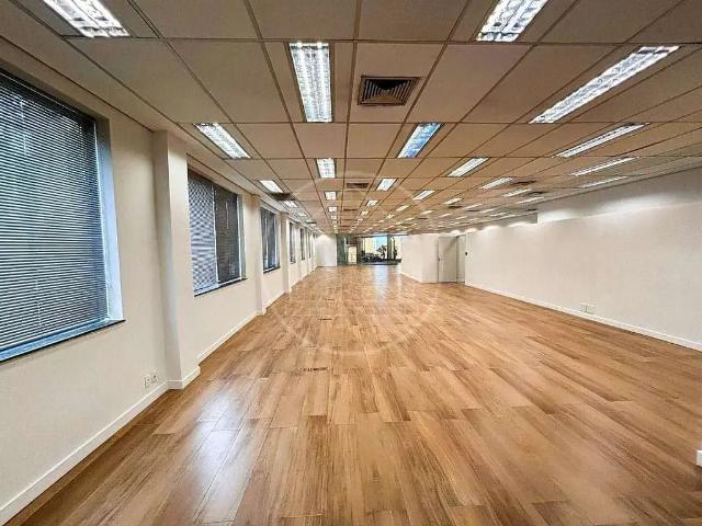 Prédio para Venda em São Paulo/SP Pinheiros