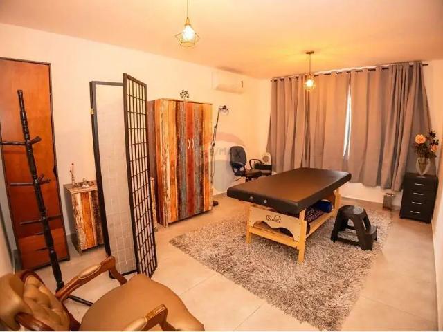 Prédio para Venda em São Roque/SP Pavão Canguera 18 Quartos