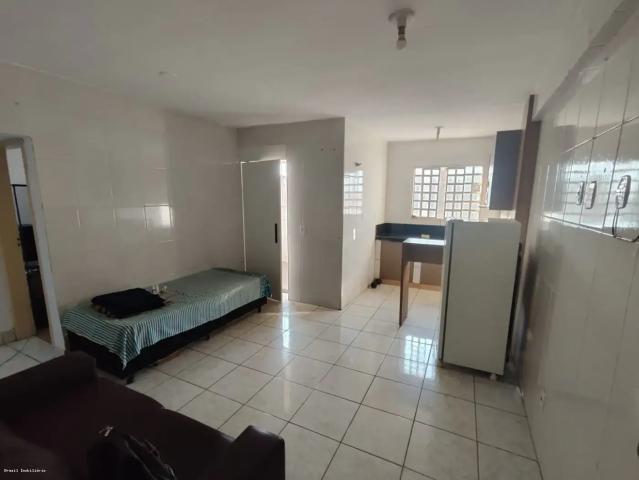Prédio para Venda em Santa Maria/DF Santa Maria Norte 2 Quartos